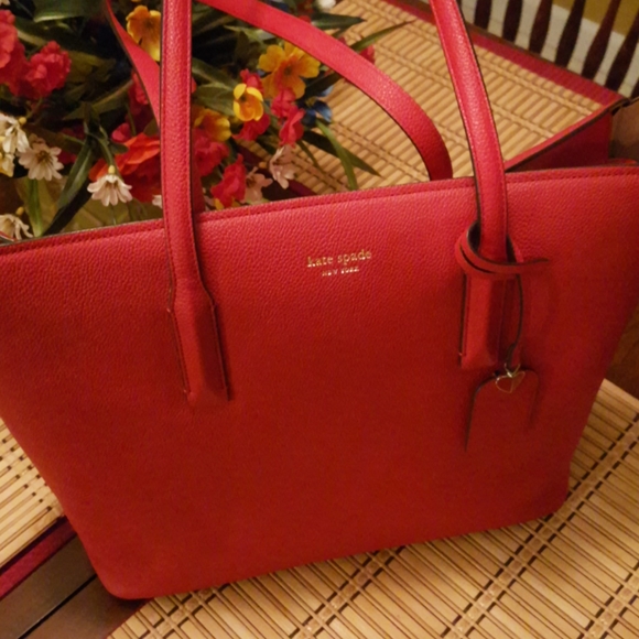 Solllddd!!New Authentic Kate Spade Red Bag! - Picture 2 of 5